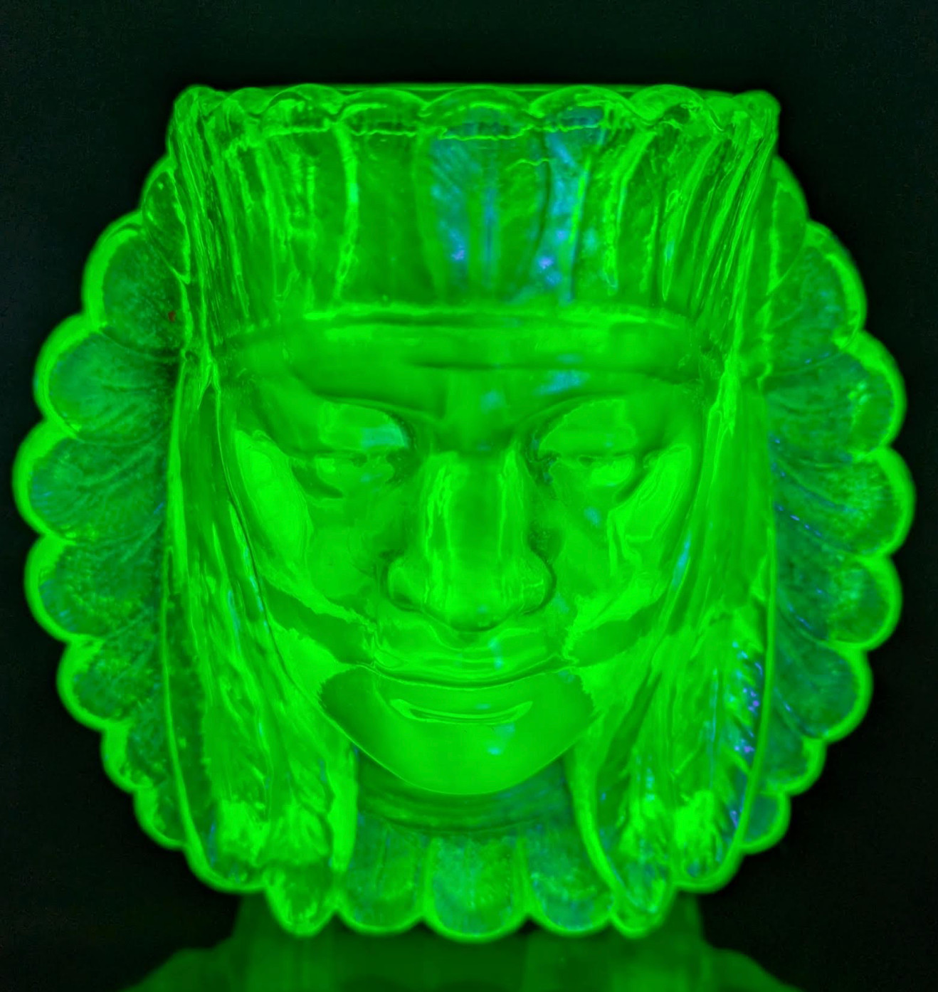Boyd Vintage Yellow Vaseline Uranium Glass Indian Head-glows FREE SHIPPING