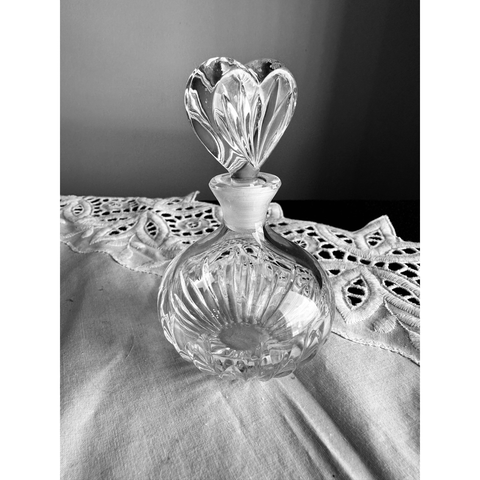 Marquis by Waterford Crystal Heart Stopper Perfume Bottle Made in Czech Republic