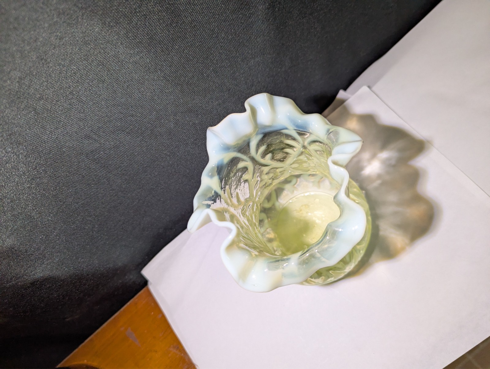 NORTHWOOD RUFFLE EDGE TOPAZ YELLOW VASELINE GLASS OPALESCENT SPANISH LACE VASE