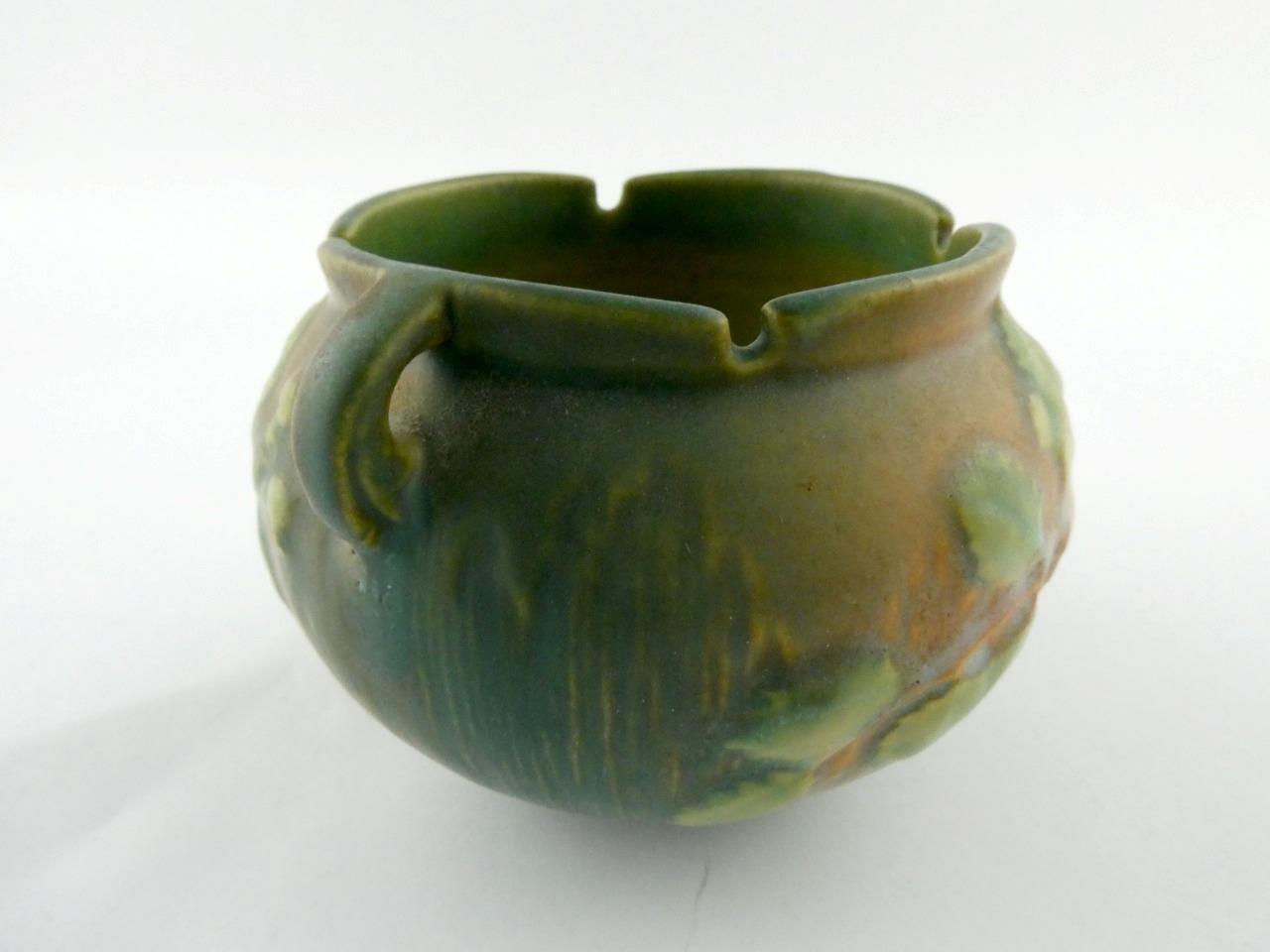 Roseville WHITE ROSE Brown Terra Cotta and Green 3.25 Inch Height Jardiniere VGC