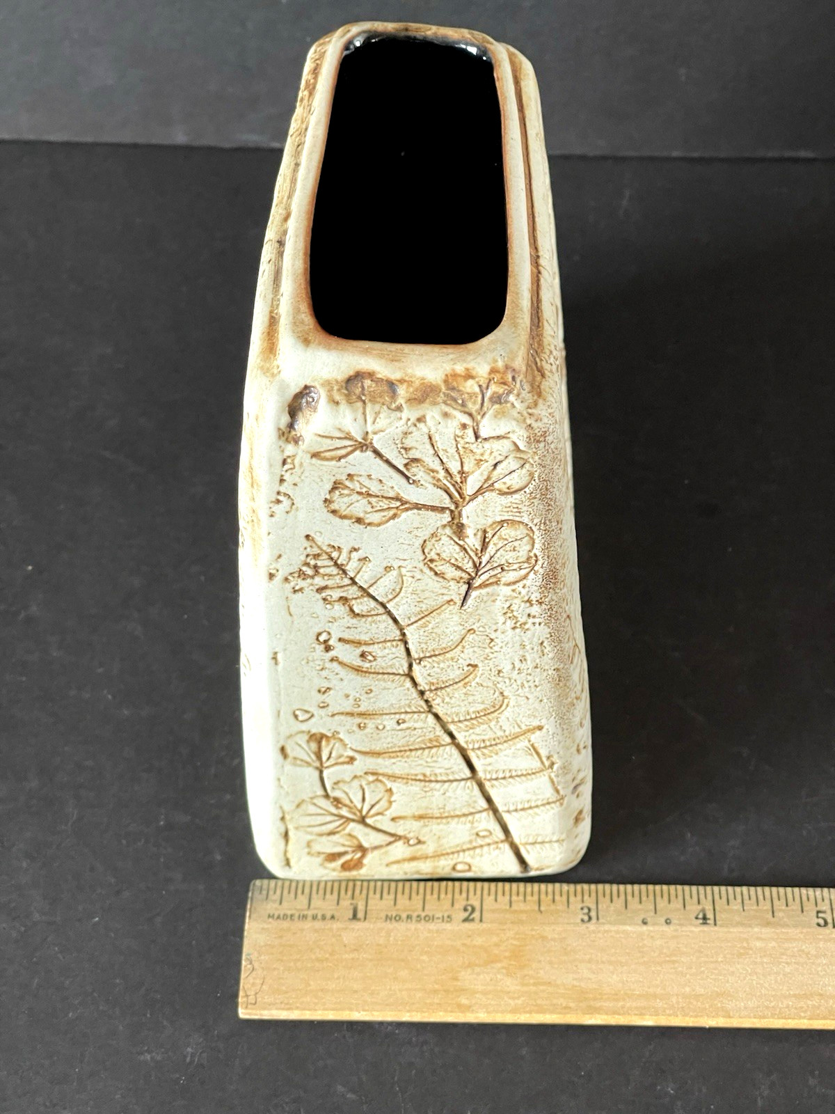 Tenmoku Pottery 6″ Vase Malaysia Green Beige Botanical Leaves Nature Unused