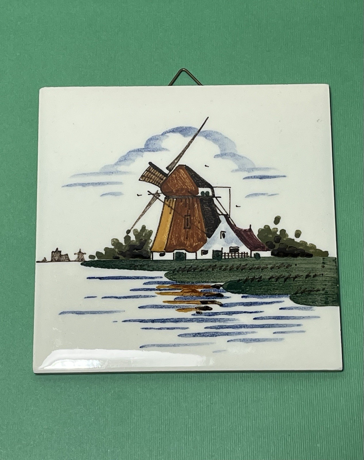 Vintage De Delftse Pauw D.P. Delft Tile Hand Painted Windmill Scene 4.25” NICE!