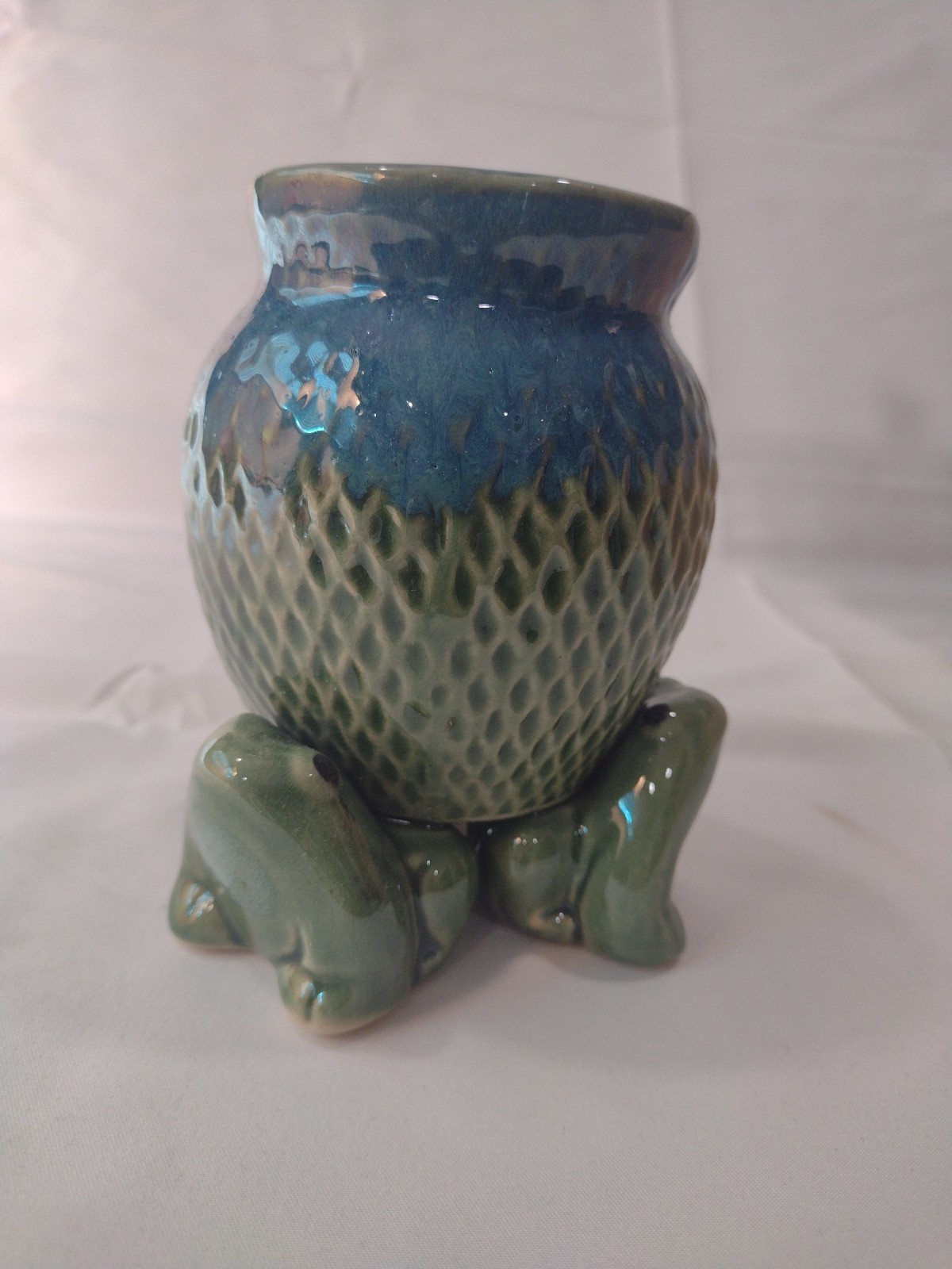 Majolica Style Small Three Green Frogs Ceramic Planter 6 Pcs Blue And Green
