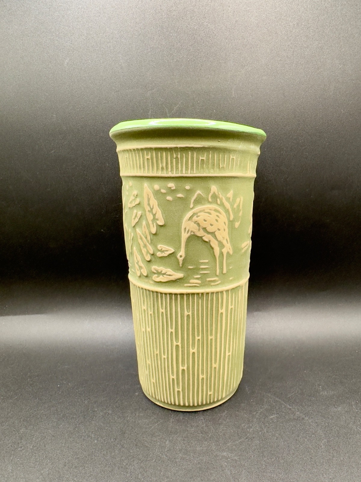 Red Wing Pottery Green Brushed Stoneware Vase Herons Vtg Collectors Society 2004