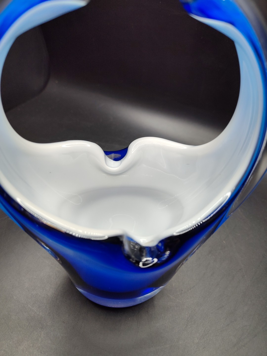 Murano Italian Hand Blown Glass Basket Candy/Nut Dish Cobalt Blue and White VTG