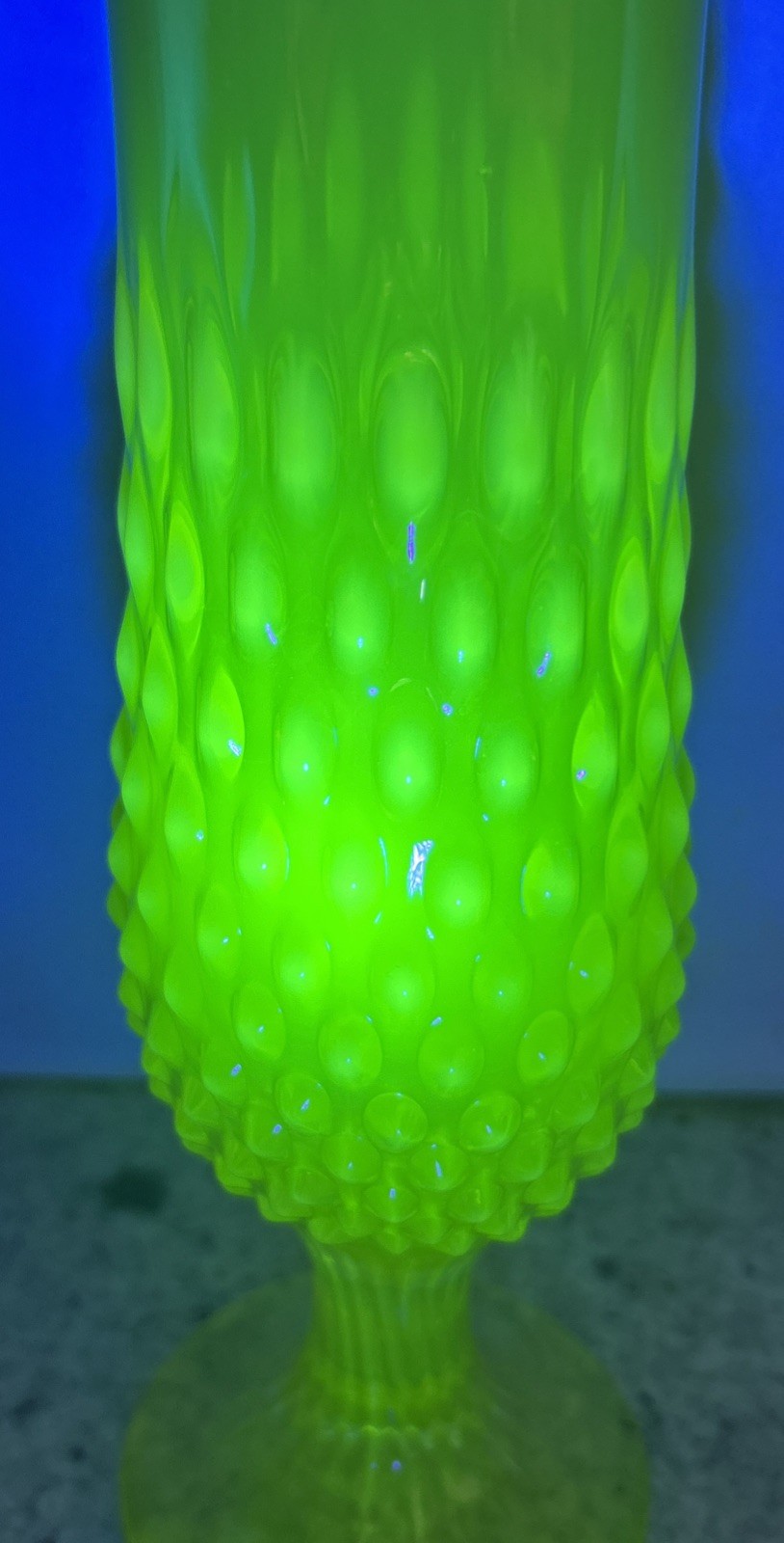Beautiful Fenton Art Glass Uranium Green Opalescent Hobnail Swung Vase 13”-H