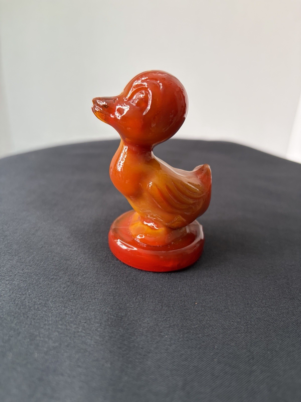 Debbie The Duck Boyd Glass UV Glow Excellent Condition 3” Tall Red Orange