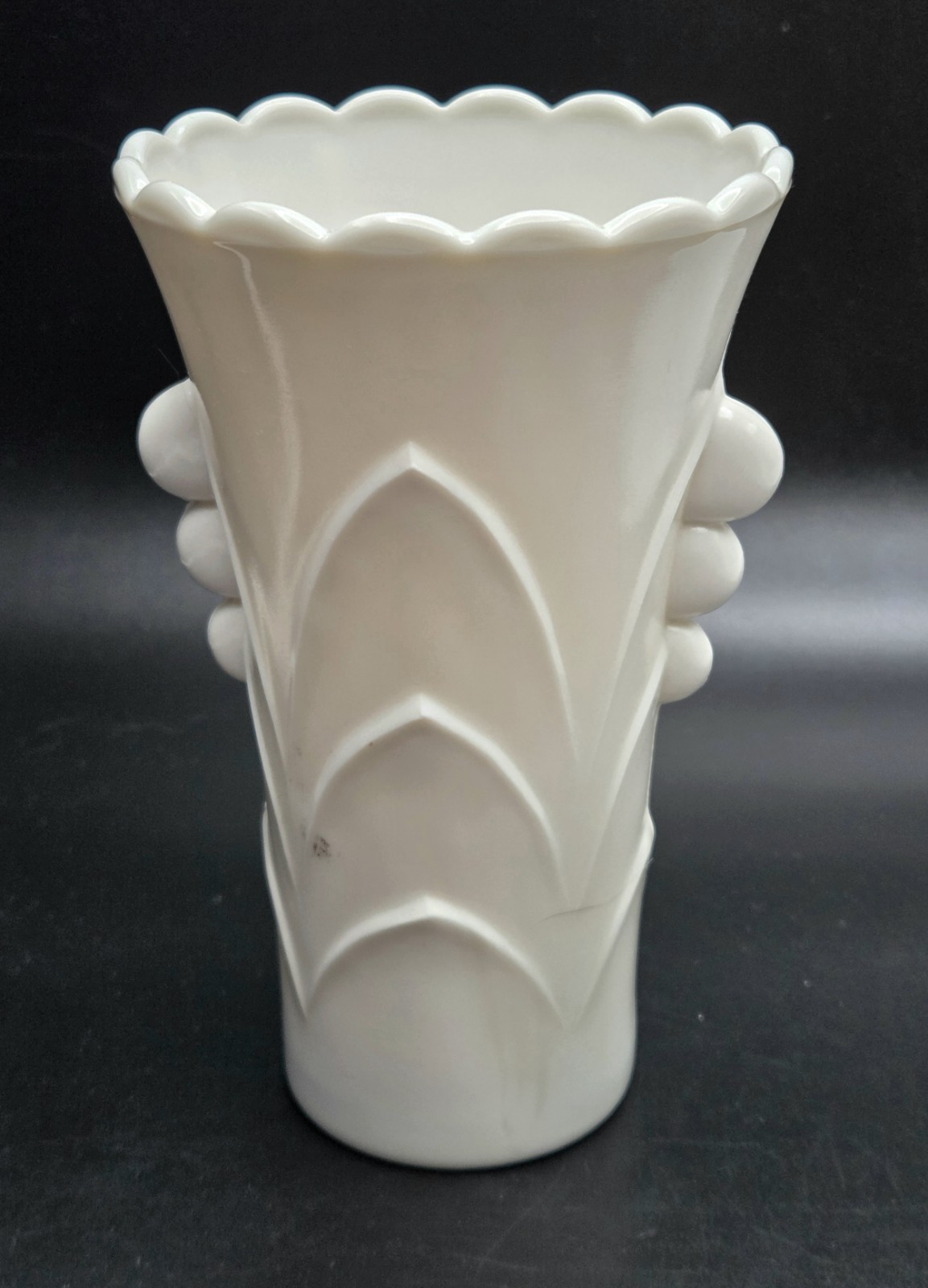 Vtg Anchor Hocking Vitrock Uranium Milk Glass Vase 5″ Art Deco UV Glow 1930s