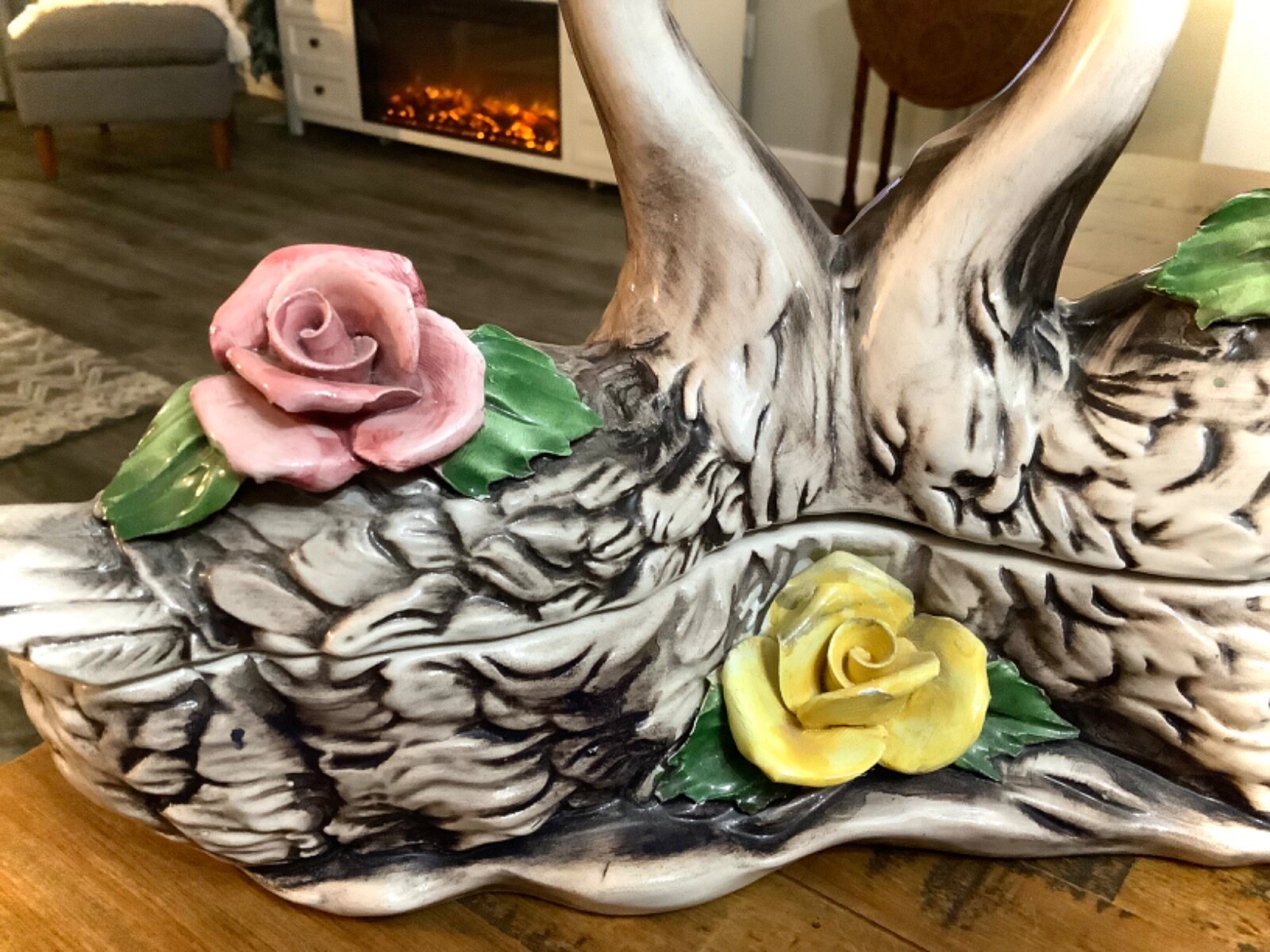RARE VINTAGE 1950s CAPODIMONTE ITALY DOUBLE SWANS TRINKET BOX COOKIE JAR