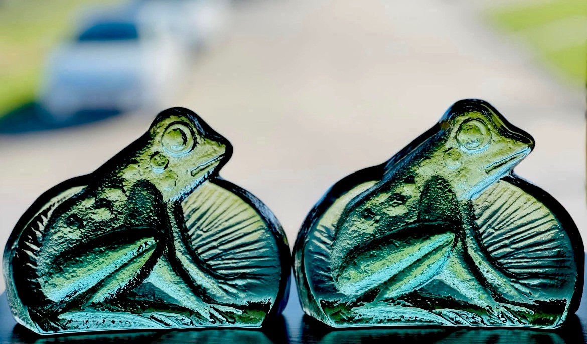 Blenko Glass Frog Bookends (pair) In Spring green! HTF!!
