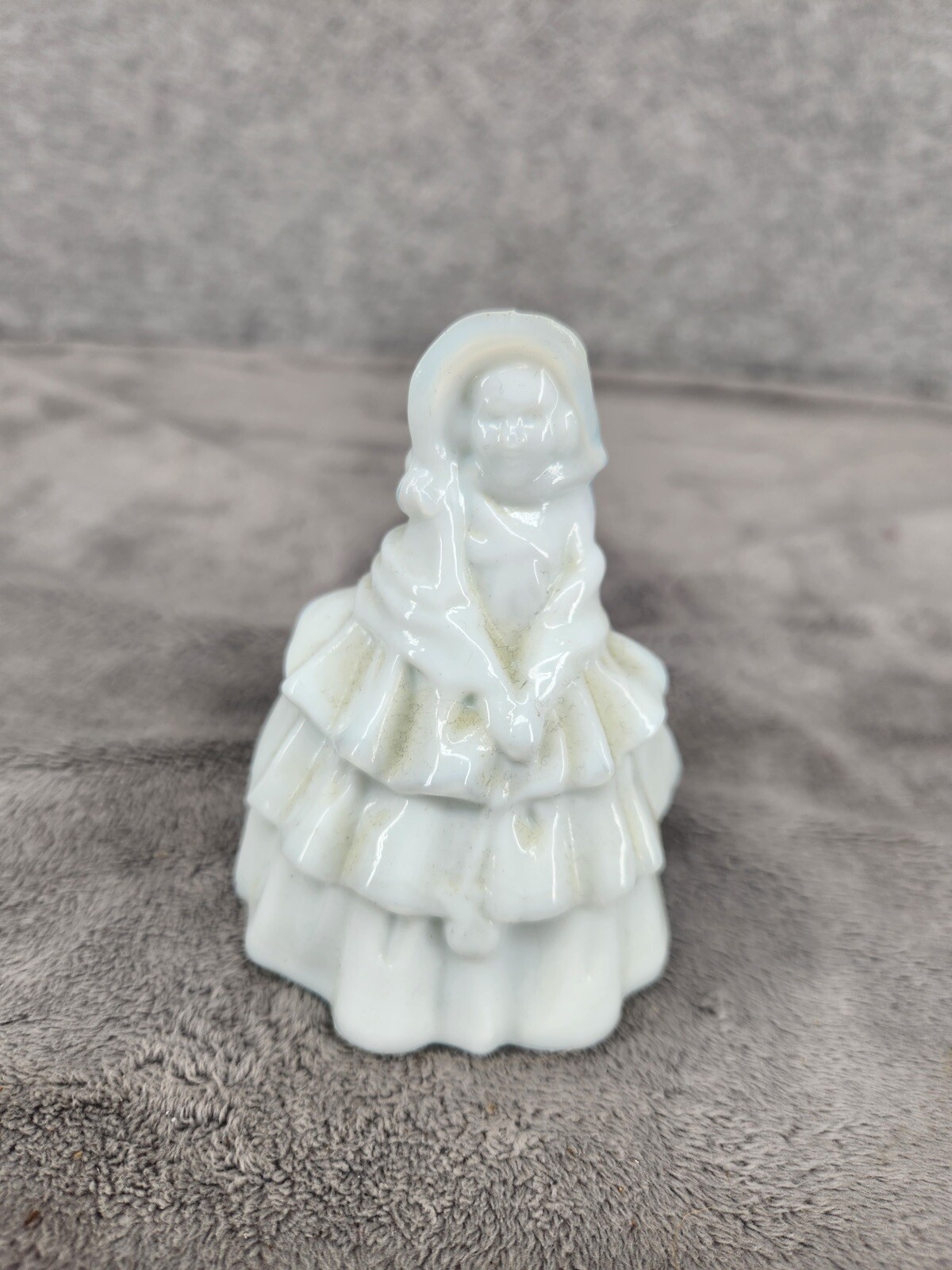 BOYD ART GLASS SAND PIPER LOUISE DOLL FIRST 5 YEARS