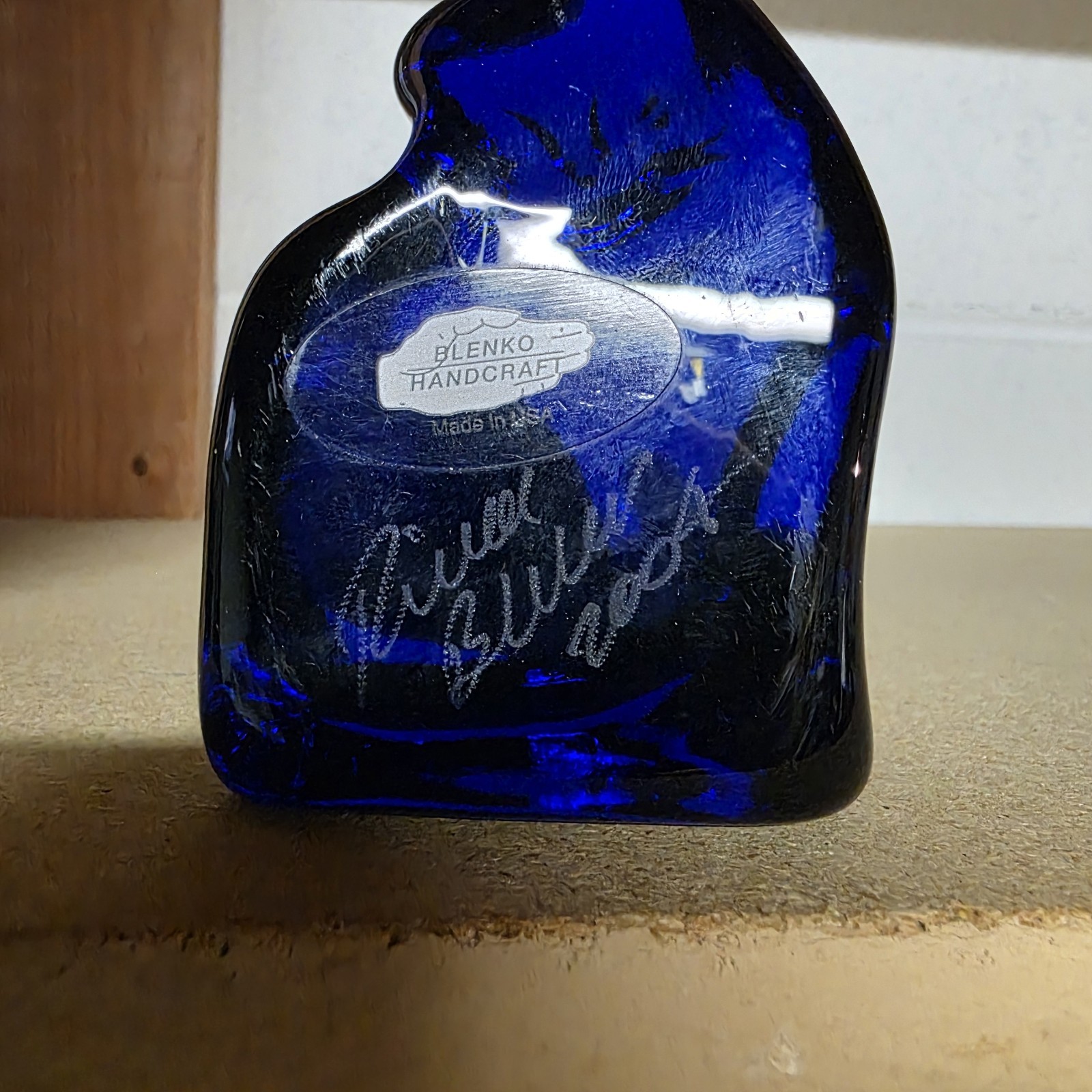 Blenko Sitting Cat Critter Blue Paperweight/Figurine 2026