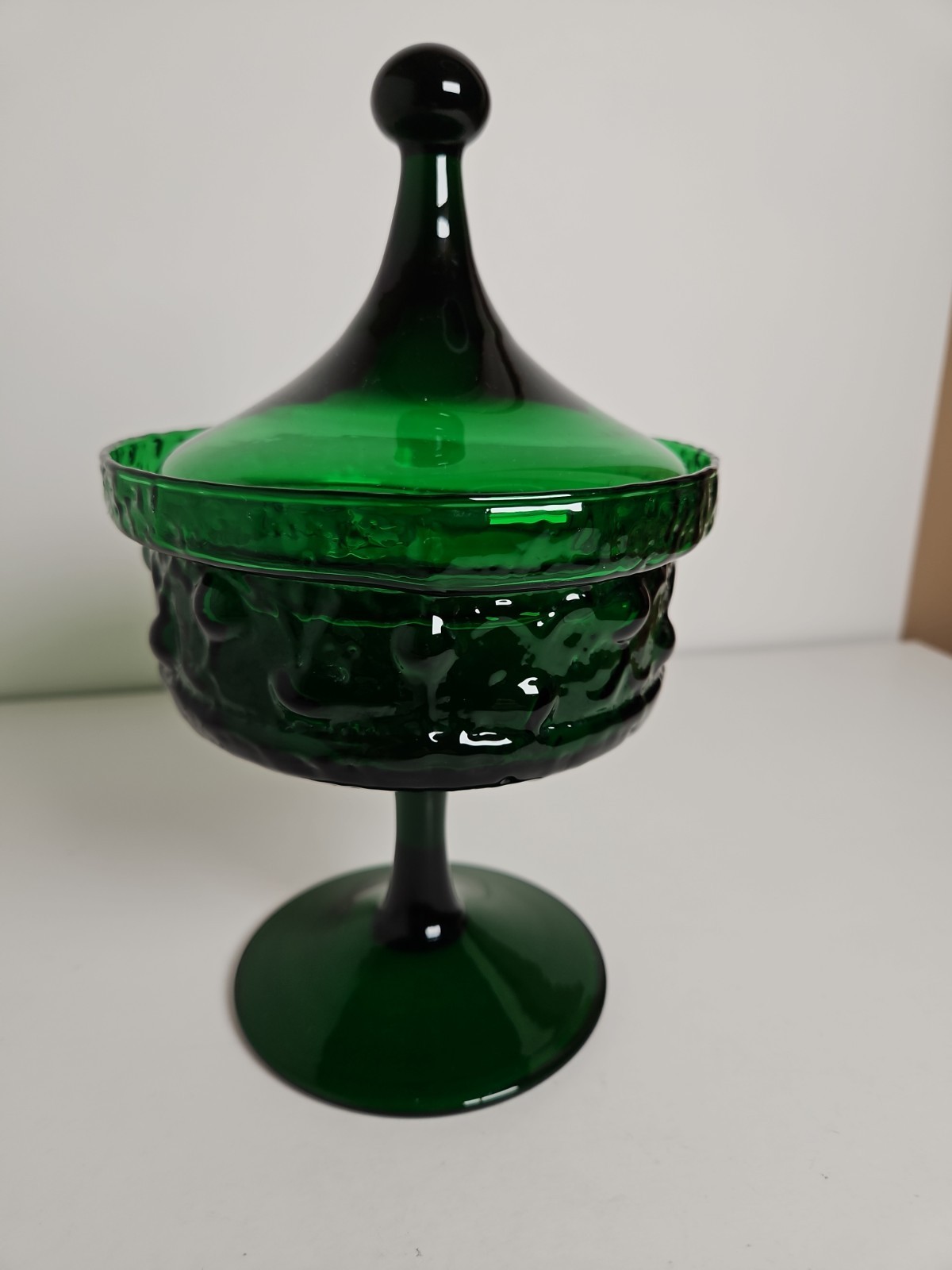 STELVIA ANTIGUA WAYNE HUSTED EMPOLI GREEN COMPOTE APOTHECARY CIRCUS TENT 9 1/2″