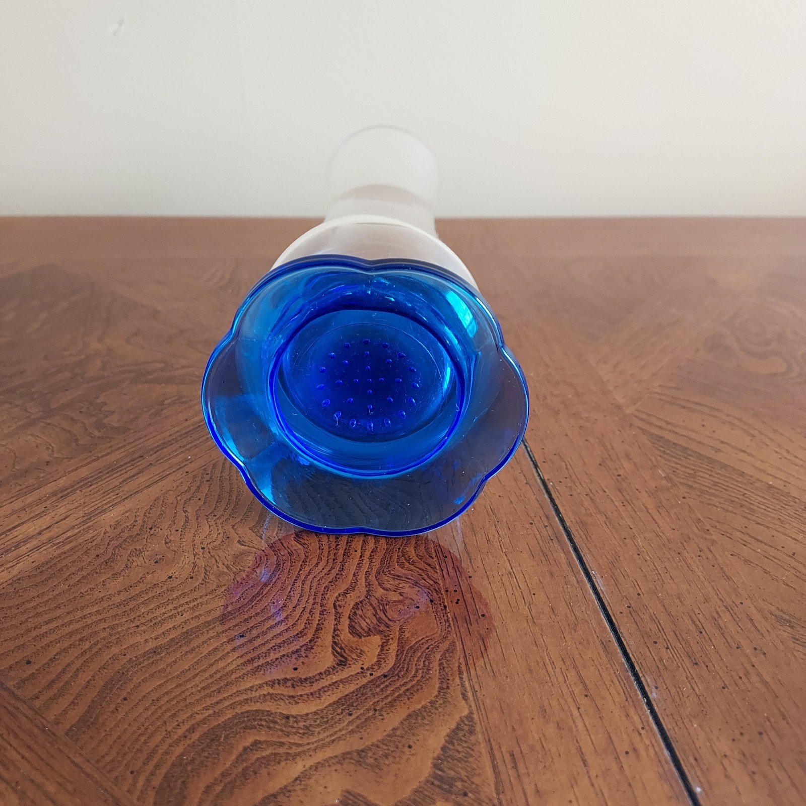 Murano glass 8″ Clear and Blue Flower Footed Vase with Trapped Symmetric Bubbles