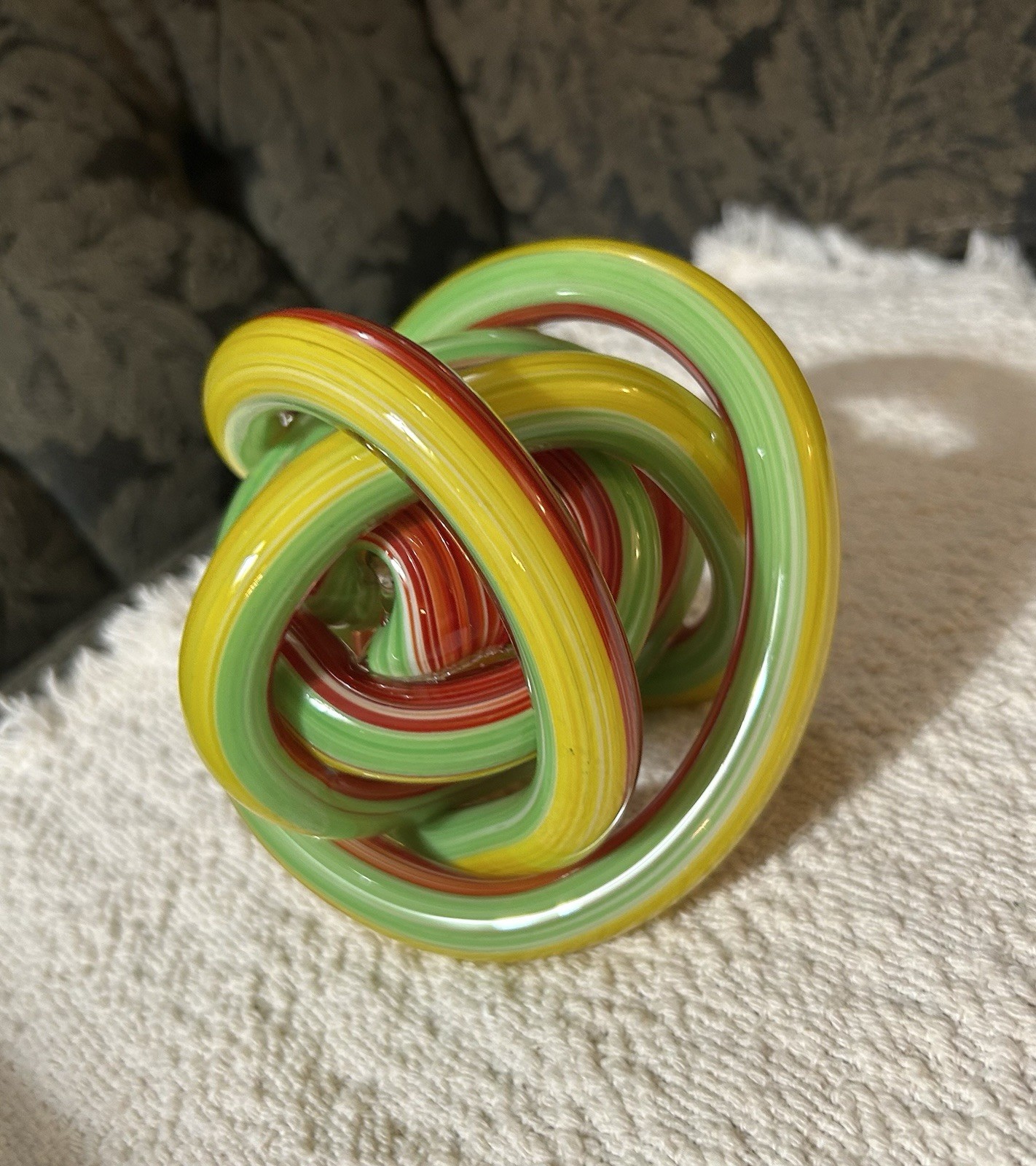 Art Glass Infinity Knot Red Yellow Green Pretzel Paperweight Figure 5”
