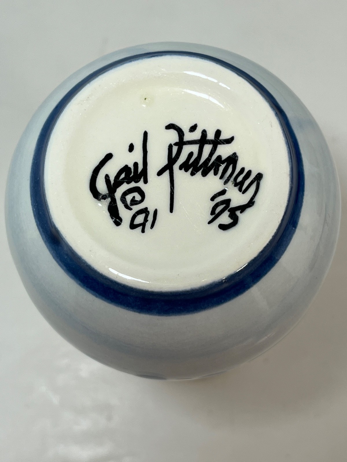 Gail Pittman 1995 Blue and White Floral Hand Painted Bud Vase 6 3/8 Inch