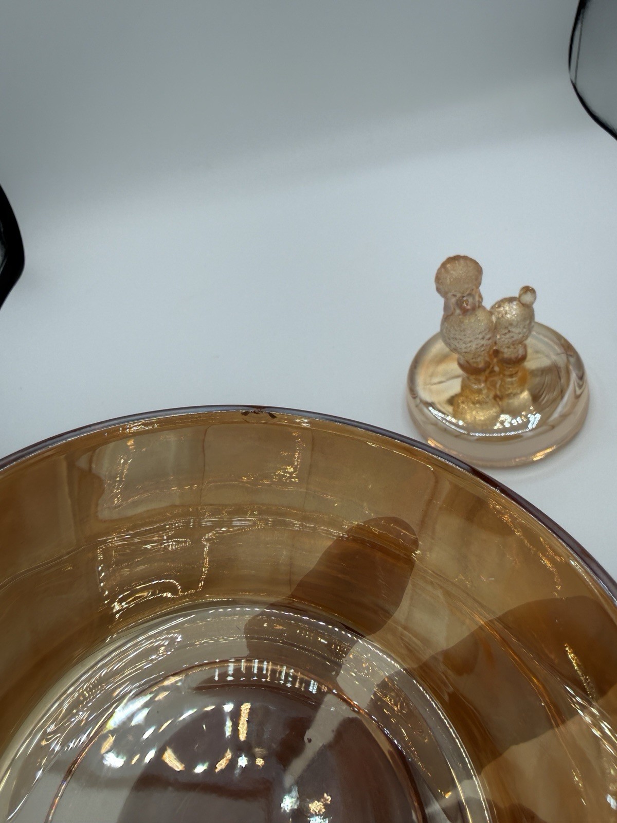 Vtg 40’s Jeanette Iridescent Carnival Glass Poodle Powder Box/Trinket/Candy Dish