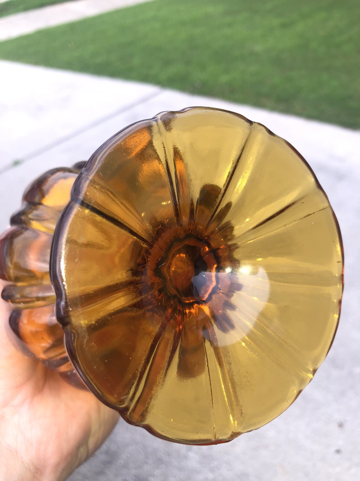 Vintage Mid Century Modern LE Smith Art Glass Petal Amber Swung Vase 17” Retro