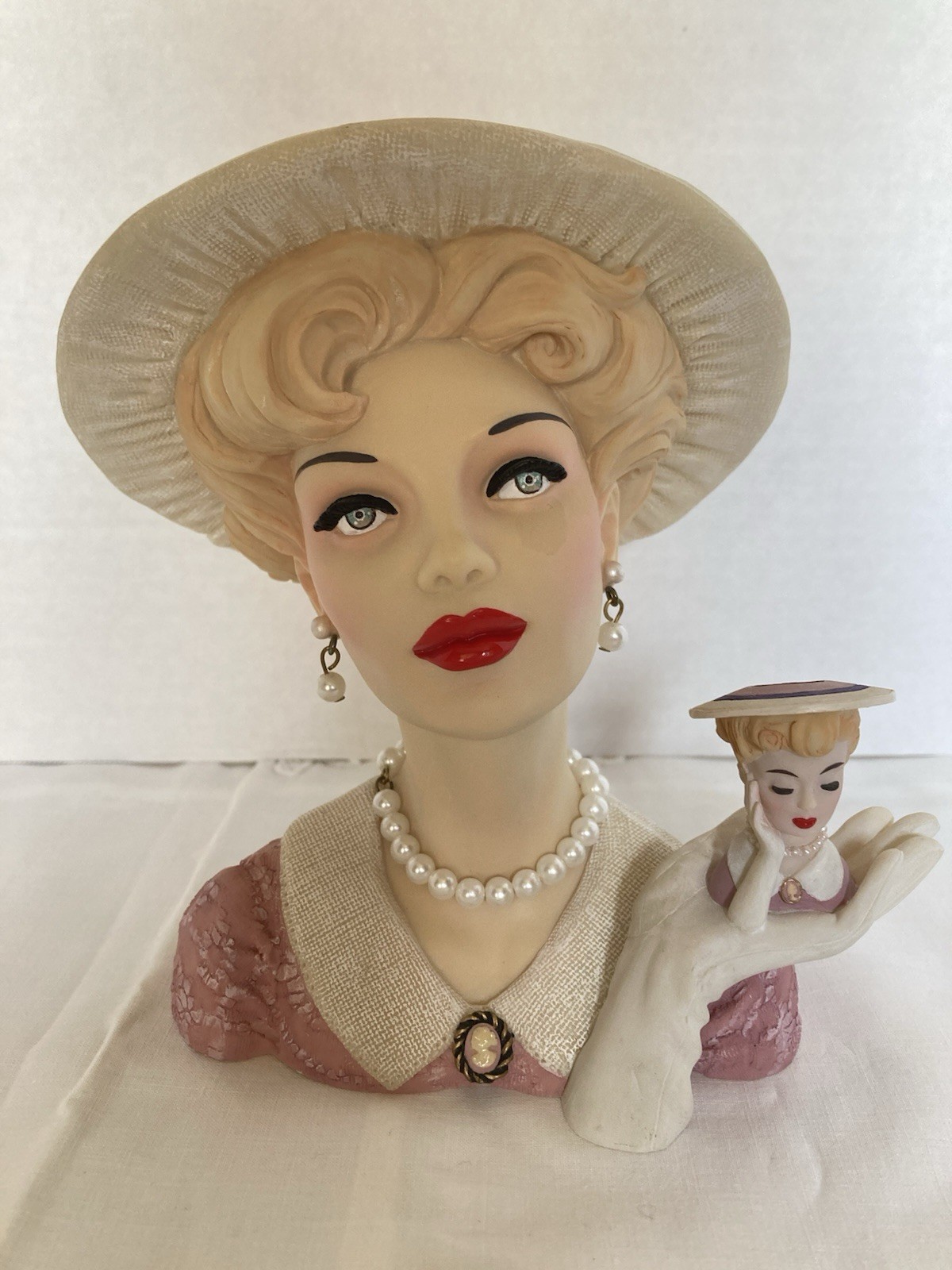 Cameo Girls Lady head Vase Abigail 1953, “Heads Up” 2002 Special Collector’s Ed.