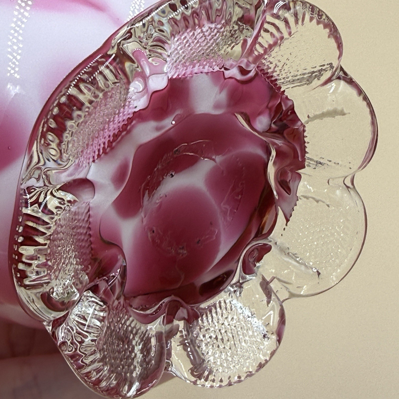 Vintage Pilgrim Glass White & Pink Frit Swirl Small Clear Footed Vase 4.5”