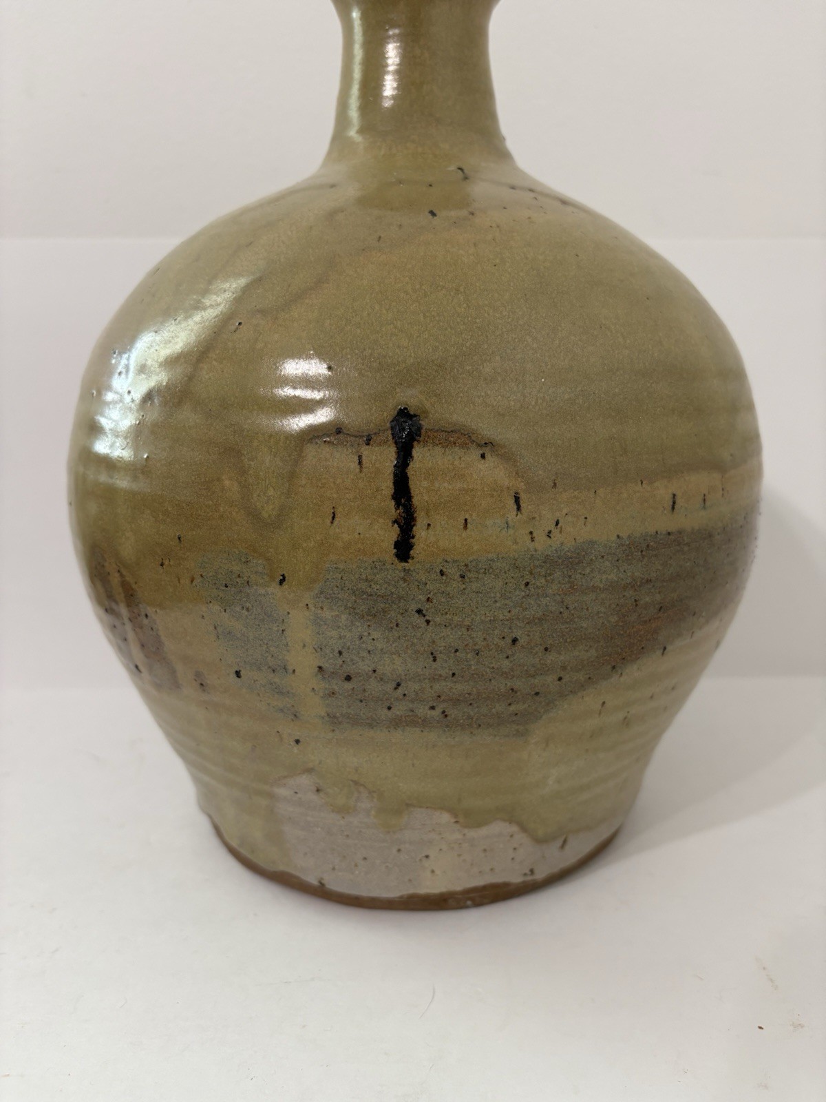 Large Vintage Green Drip Glaze Studio Art Pottery Vase Earth Tone Unsigned