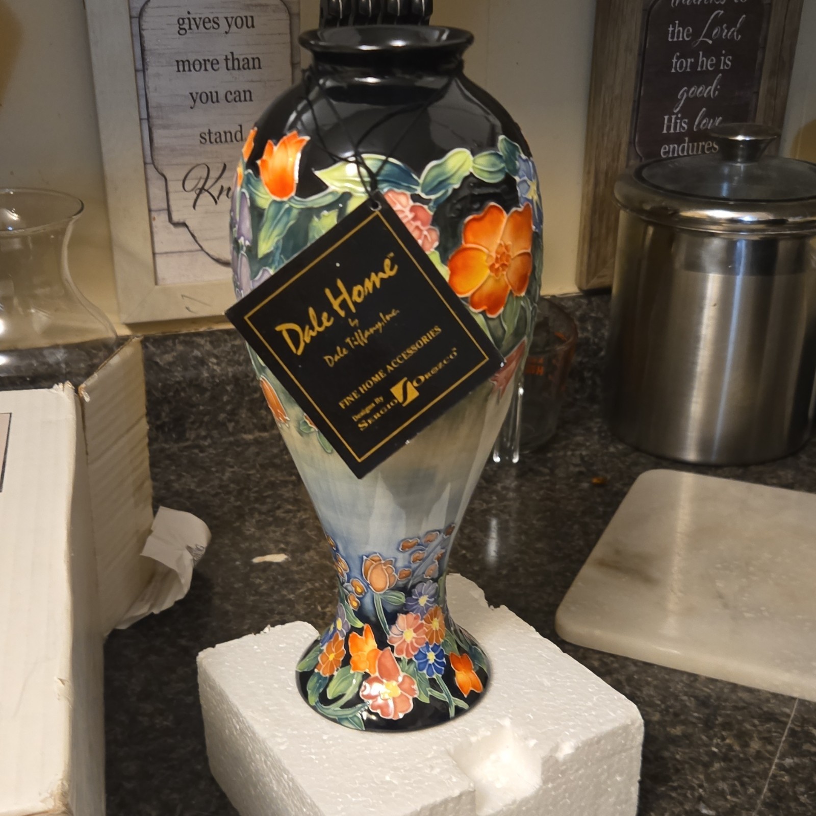 Dale Tiffany Antiques Roadshow Floral Hand Painted Ceramic Vase 10.5in PA500161
