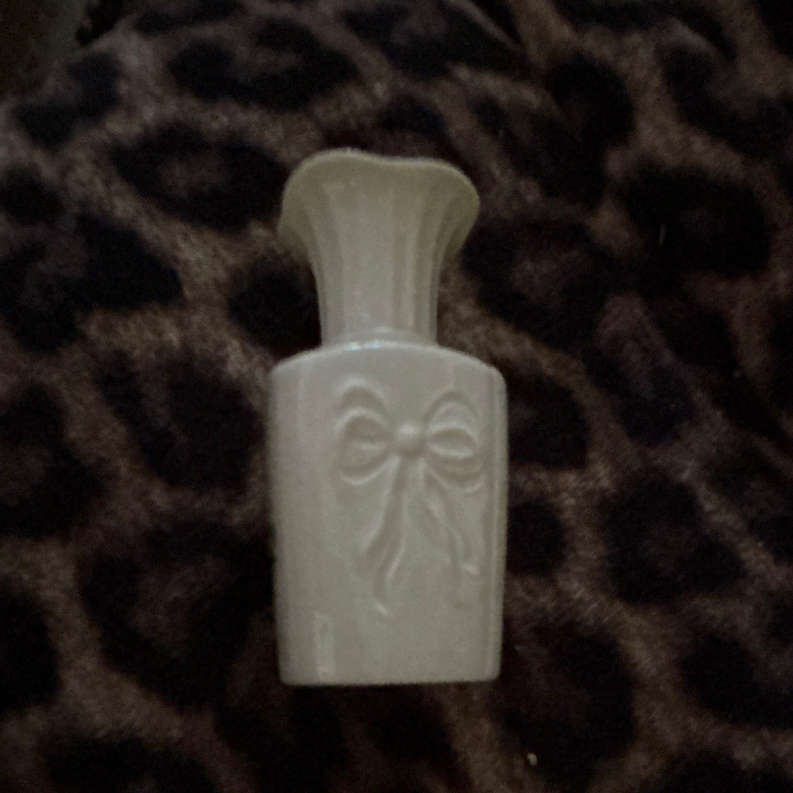 Donegal Irish China Embossed Bud Vase White/Green Floral Pattern Glossy
