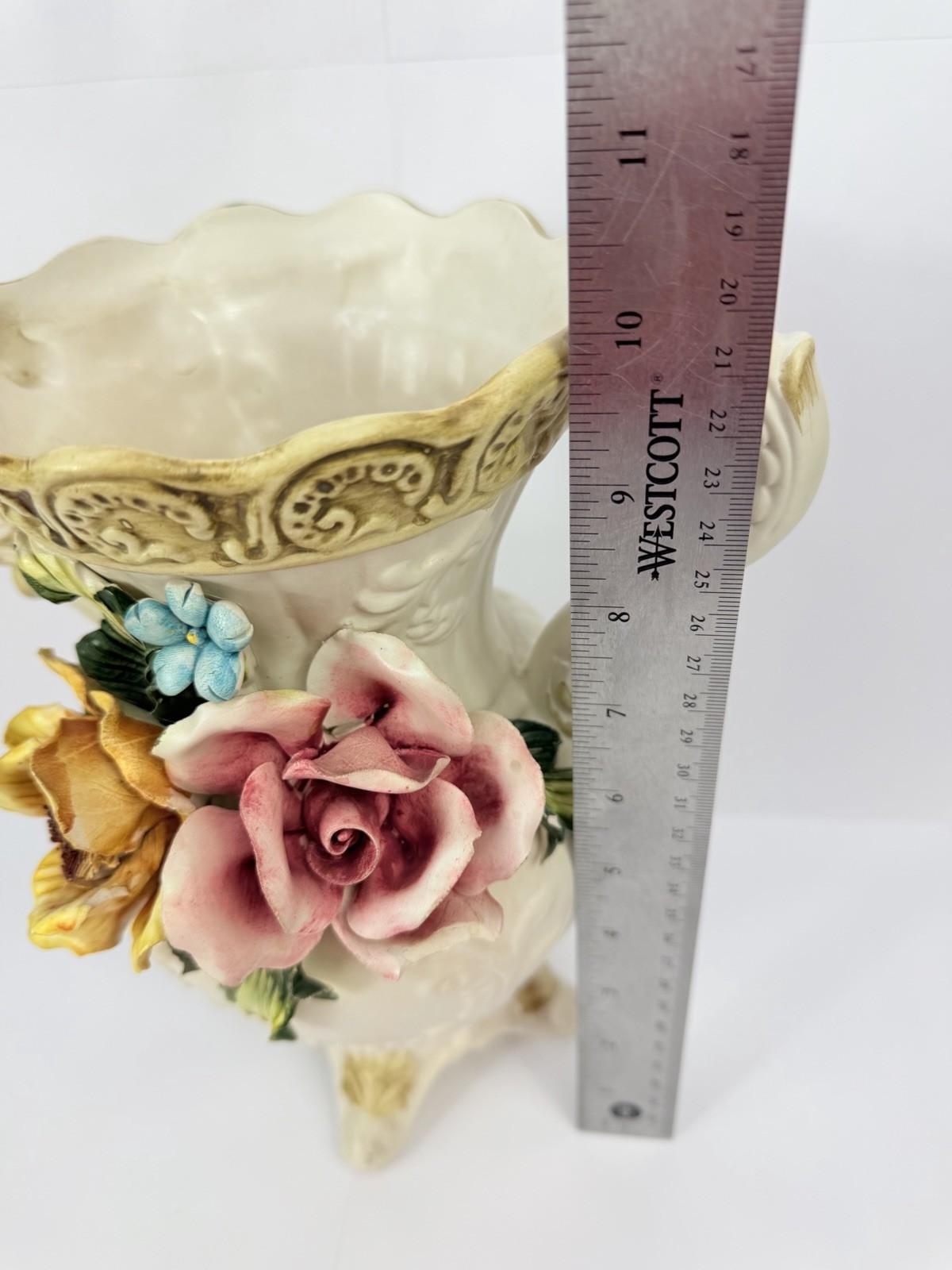 VINTAGE CAPODIMONTE DOUBLE HANDLE FOOTED VASE 10” ROSES Pink and Yellow