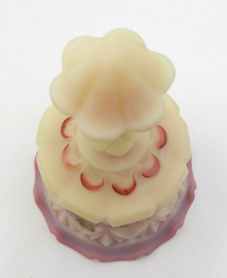 FENTON BURMESE URANIUM GLASS WHITTON ROSE BELL HAND PAINTED L. EVERSON NEAR MINT