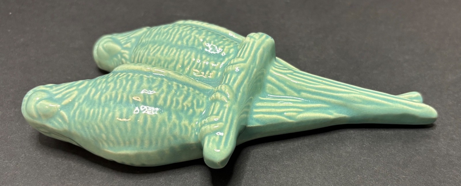 Vintage Green Glazed Ceramic Wall Mounted Parrots 7-3/4”