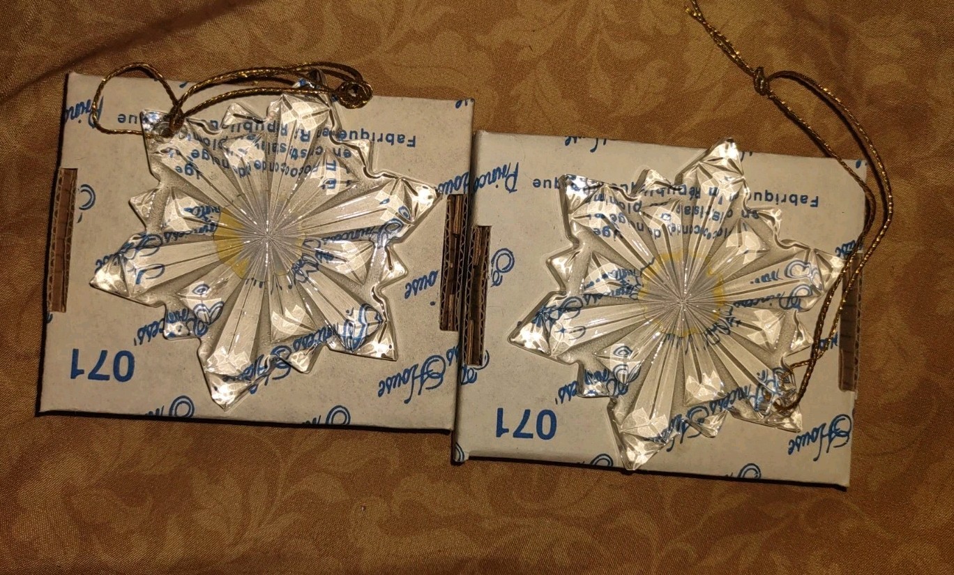 2 PRINCESS HOUSE CHRISTMAS SNOWFLAKE ORNAMENT LEAD CRYSTAL # 071