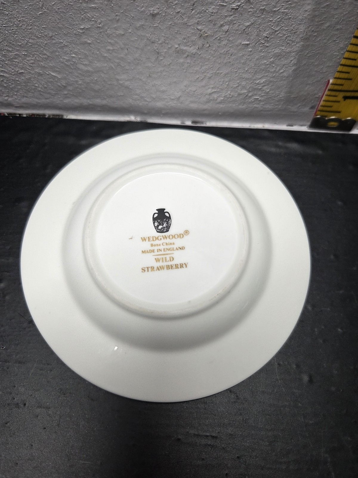 Vintage WEDGWOOD Bone China WILD STRAWBERRY R4406 ASHTRAY – Free Ship