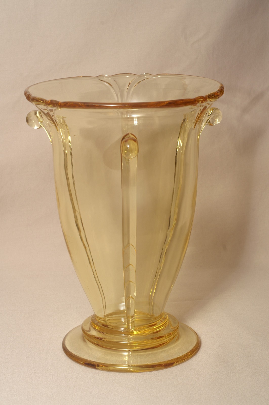 Vintage Art Deco Golden Amber Scroll Elegant Glass Vase Excellent