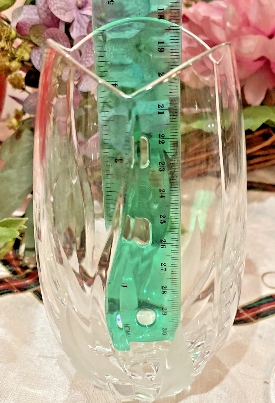Mikasa Crystal “Flame D’Amore” Scalloped Vase 5 1/2″ NEW