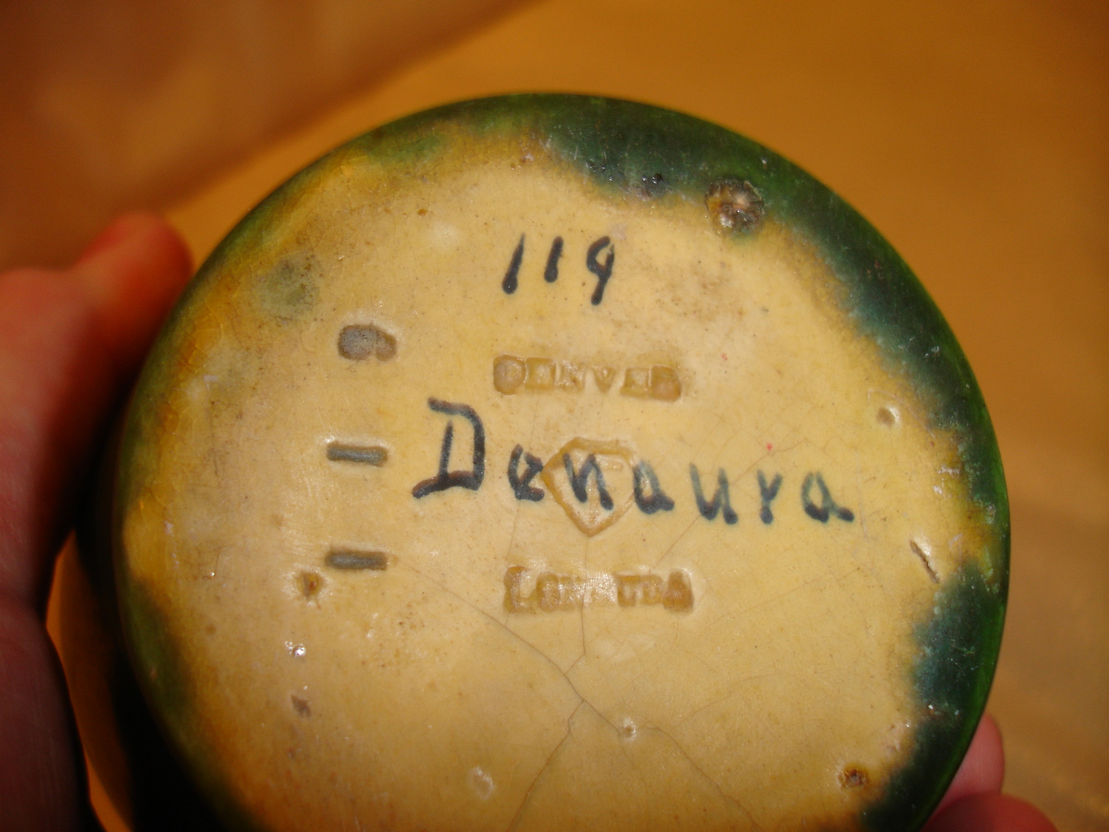 Rare Denver Denaura Lonhuda 7 1/4″ Pottery Vase