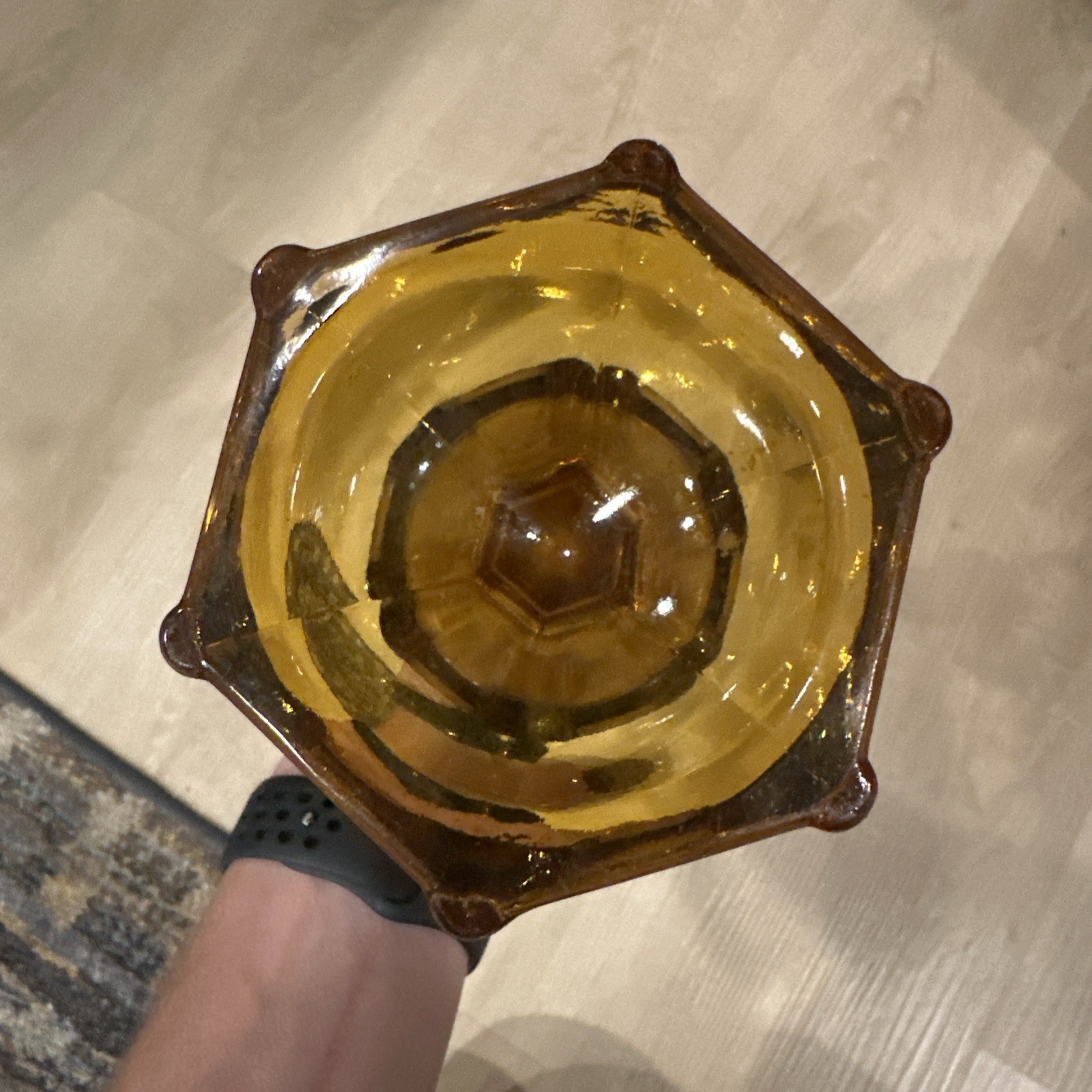 VTG MCM Viking Glass 17.5” Amber Swung Vase in Epic Column Hexagon Base Fingers