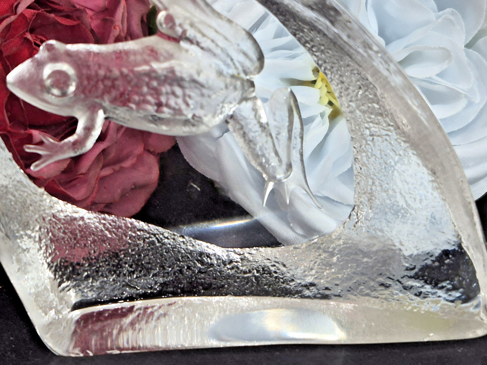 Mats Jonasson Signed Swedish Crystal Frog Paperweight Sculpture Art Glass VTG