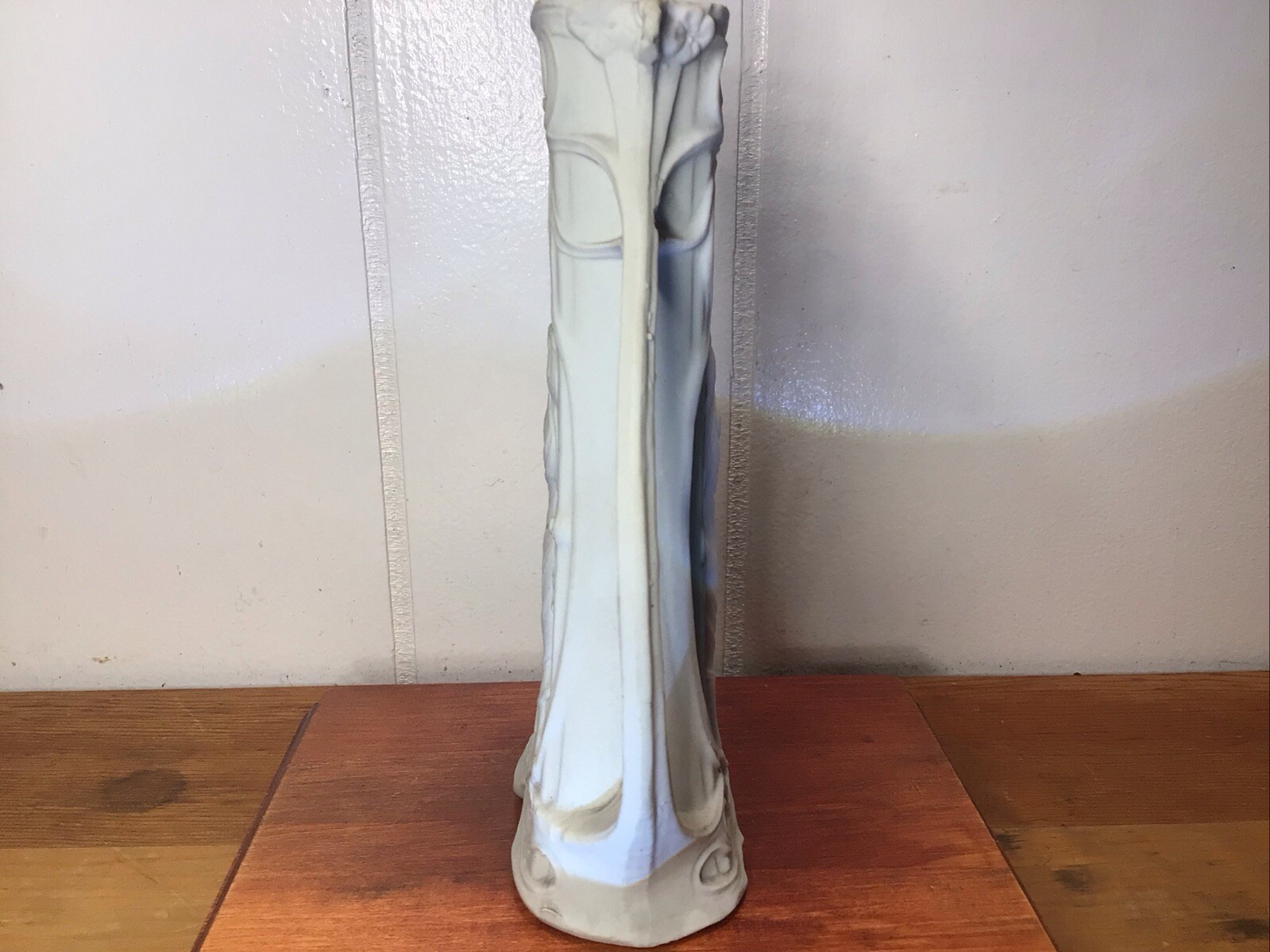 VTG.(1890-1920)SCHAFER & VATER 6″ Jasperware Bisque Vase German Art Nouveau 5786