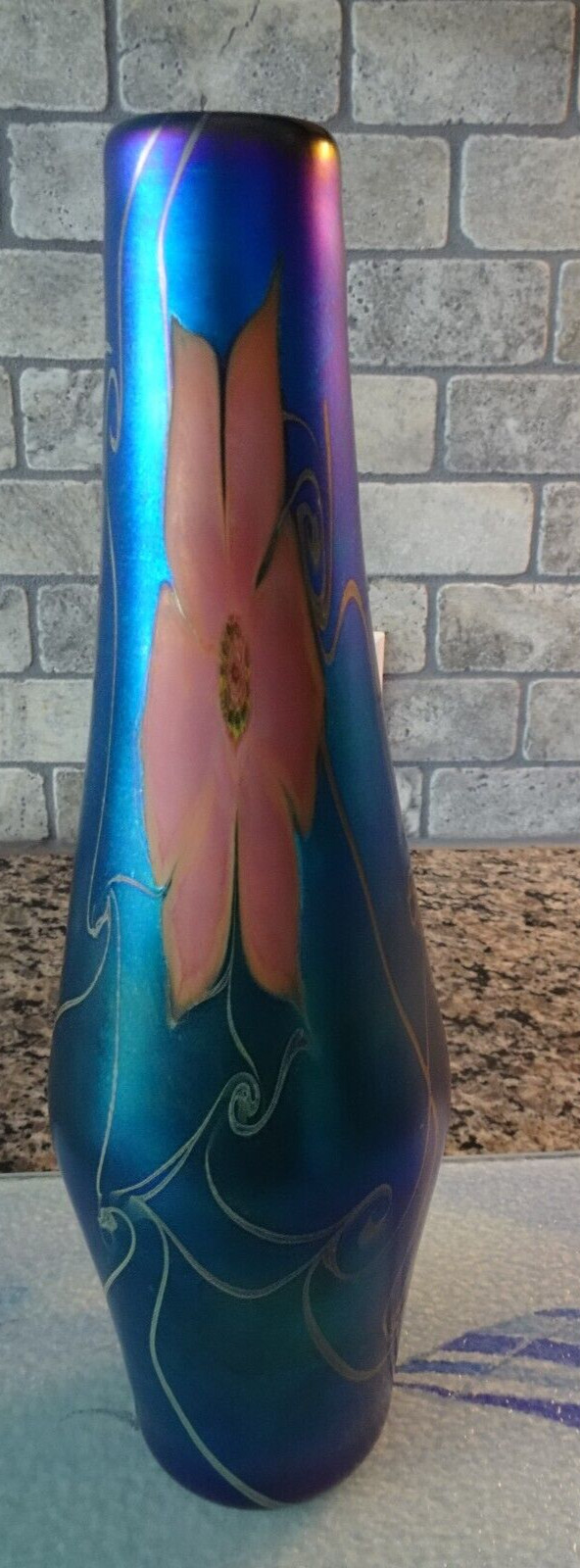 Signed 2006 Vandermark Studio Art Glass Blue Aurene Iridescent Floral Vase 11.5″