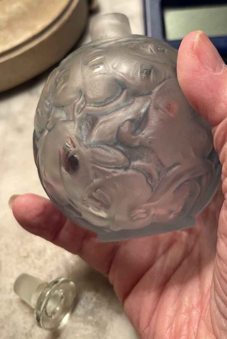 R. LALIQUE JAYTHO PERFUME BOTTLE Water, Lilies, And Frogs