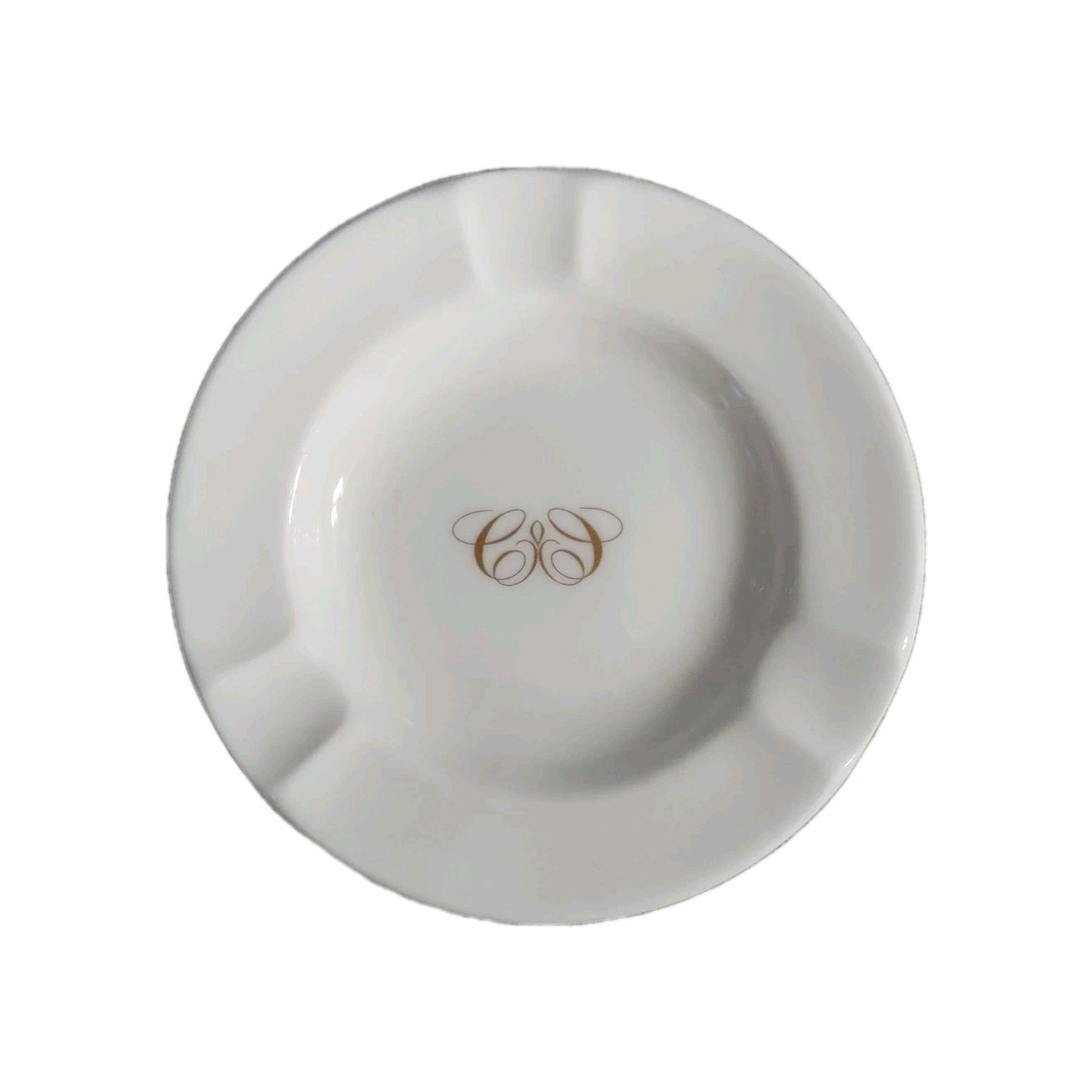 Wedgewood Vintage Cigarette Ashtray Fine China Made In England 4.5″ White & Gold
