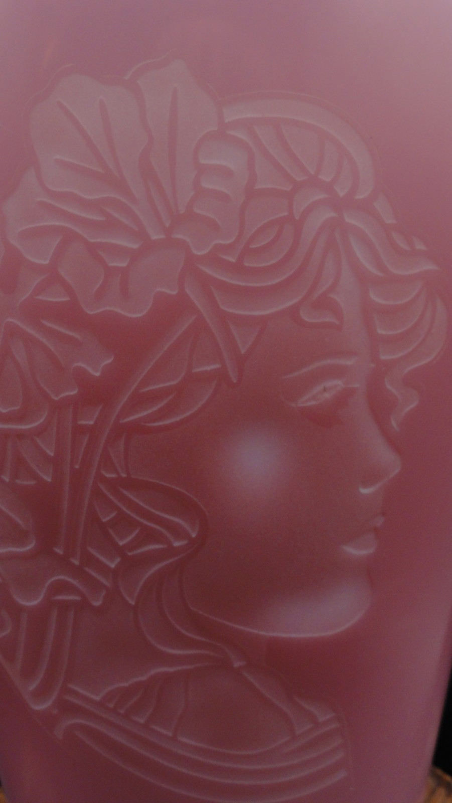 Fenton Connoisseur Collection Sand Carved Rose Quartz Art Glass Cameo Vase