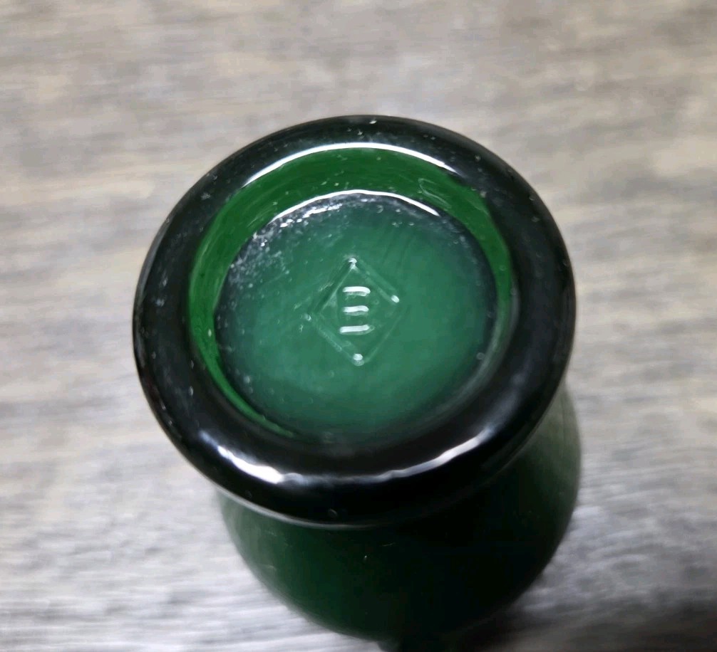EARLY BOYD GLASS MINI VASE URN TOOTHPICK HOLDER FURR GREEN 8/3/1981 RARE COLOR