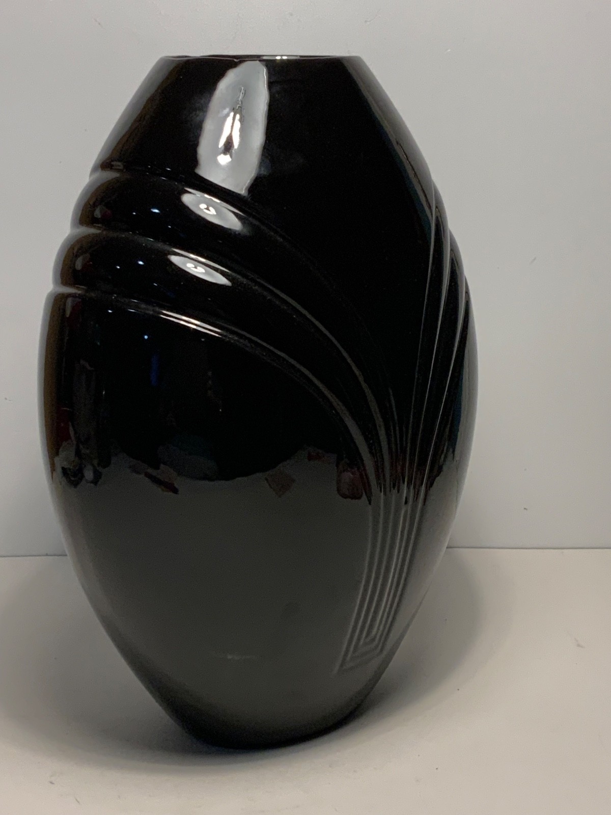 Vintage 1980s Haeger Art Deco Black Gloss Vase 12 in.