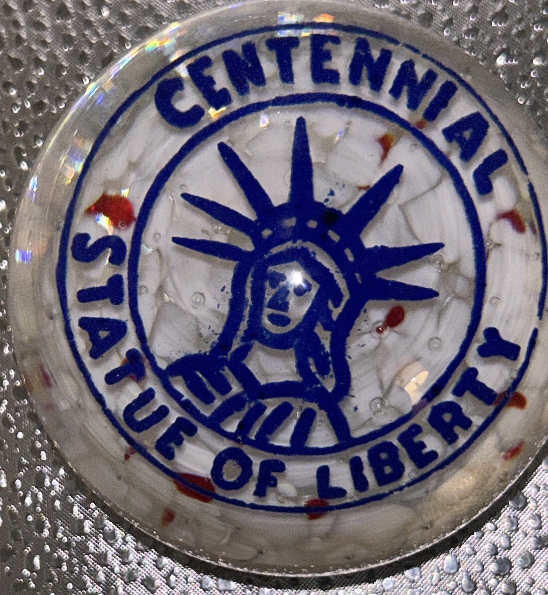 Vintage1986 Paperweight. Patriotic. Statue Of Liberty. Red, White,&Blue. MAG. 3”