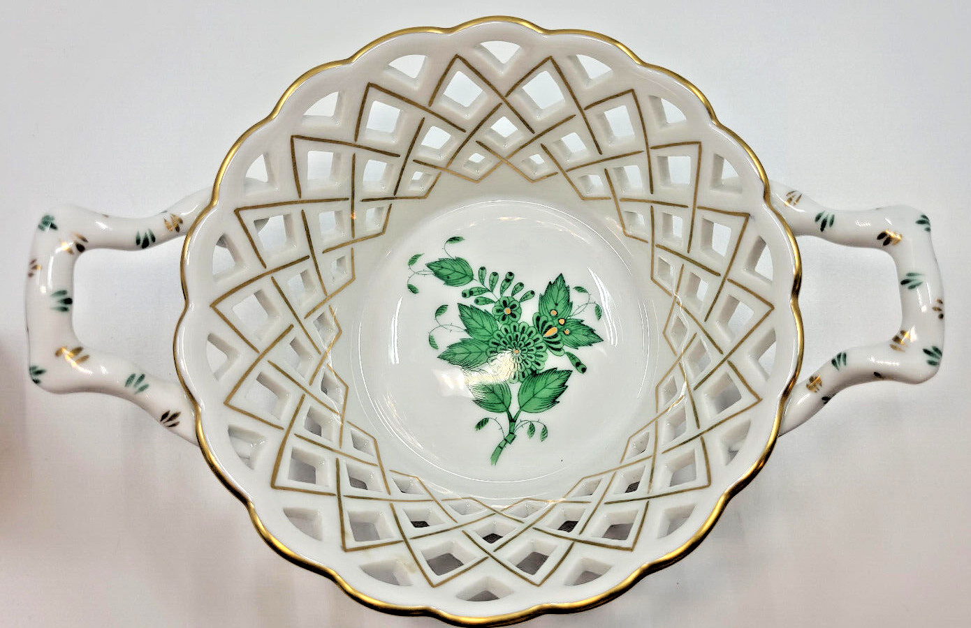 HEREND Apponyi Green Handled Reticulated Basket #7412