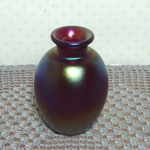 Iridescent Art Glass 5.5″ Vase Oil Slick Rainbow Hand Blown Studio Glass Signed