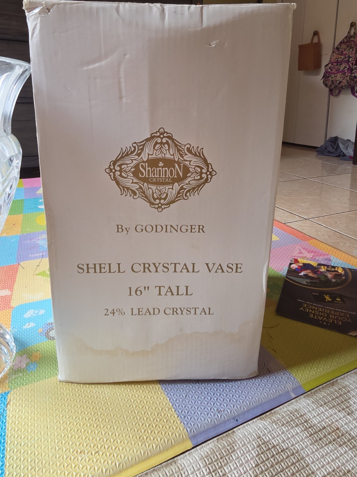 Shannon 24% Lead Crystal Vase By Godinger Coquille Shell Czech Rep 16″ Tall