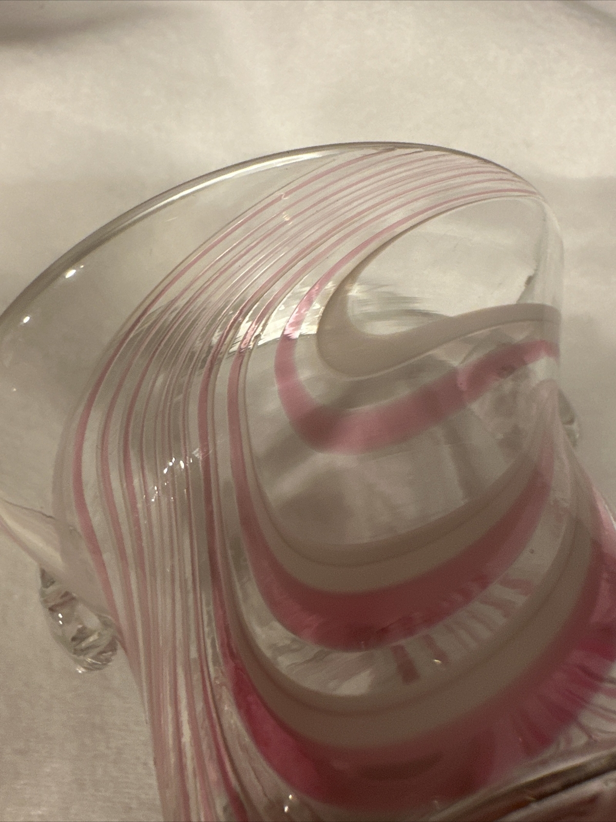 Vintage Hand blown Clear, Pink&White Swirl Art Glass Basket 6”