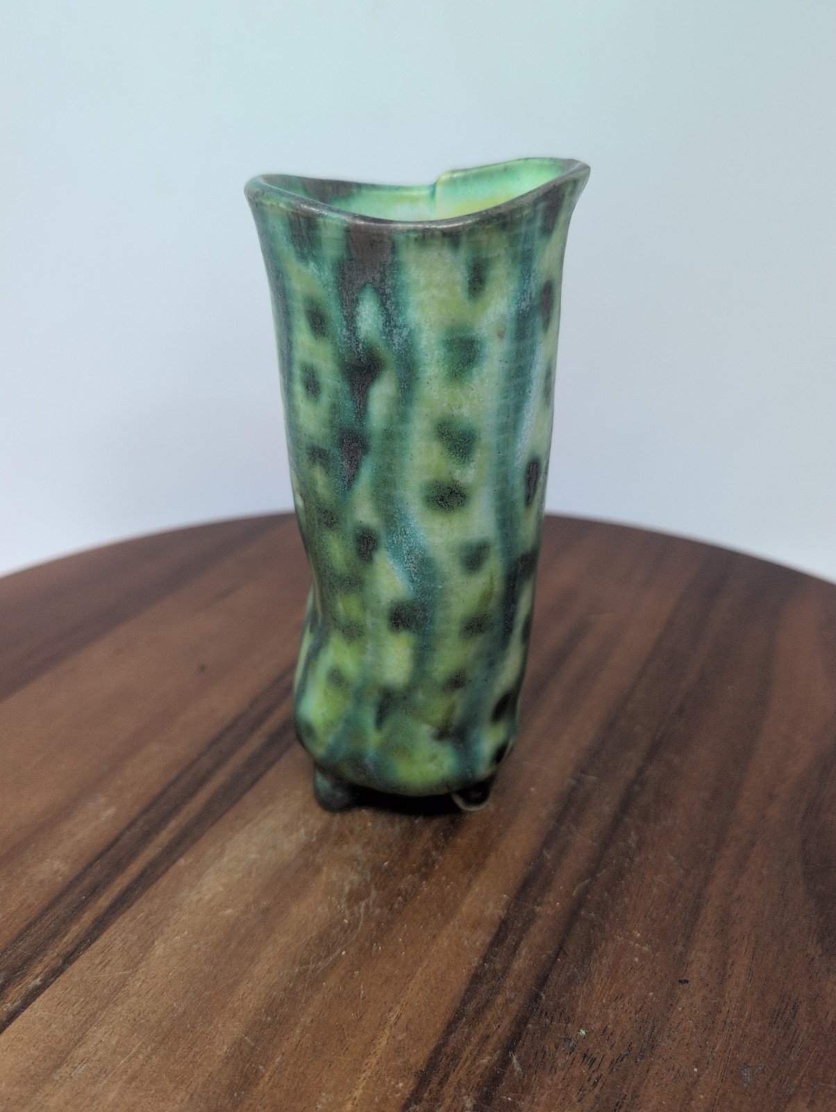 Green Whimsical Footed Polka Dot Studio Pottery Slab Vase Signed 2010